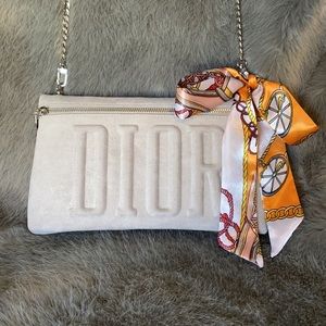 New Dior Cosmetic Bag to Crossbody Bag Purse